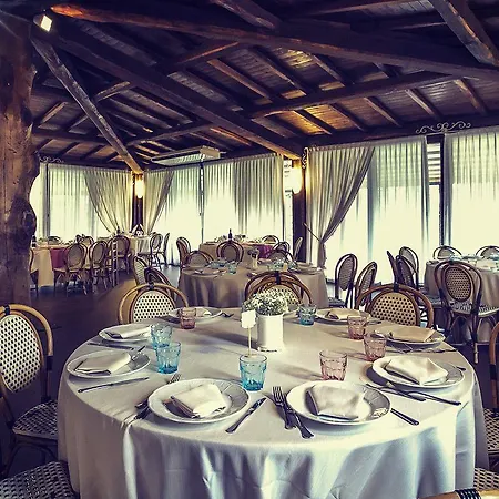 ベッド・アンド・ブレックファスト Relais Il Casale